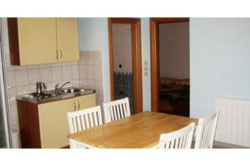 Pension de famille Neviđane 4